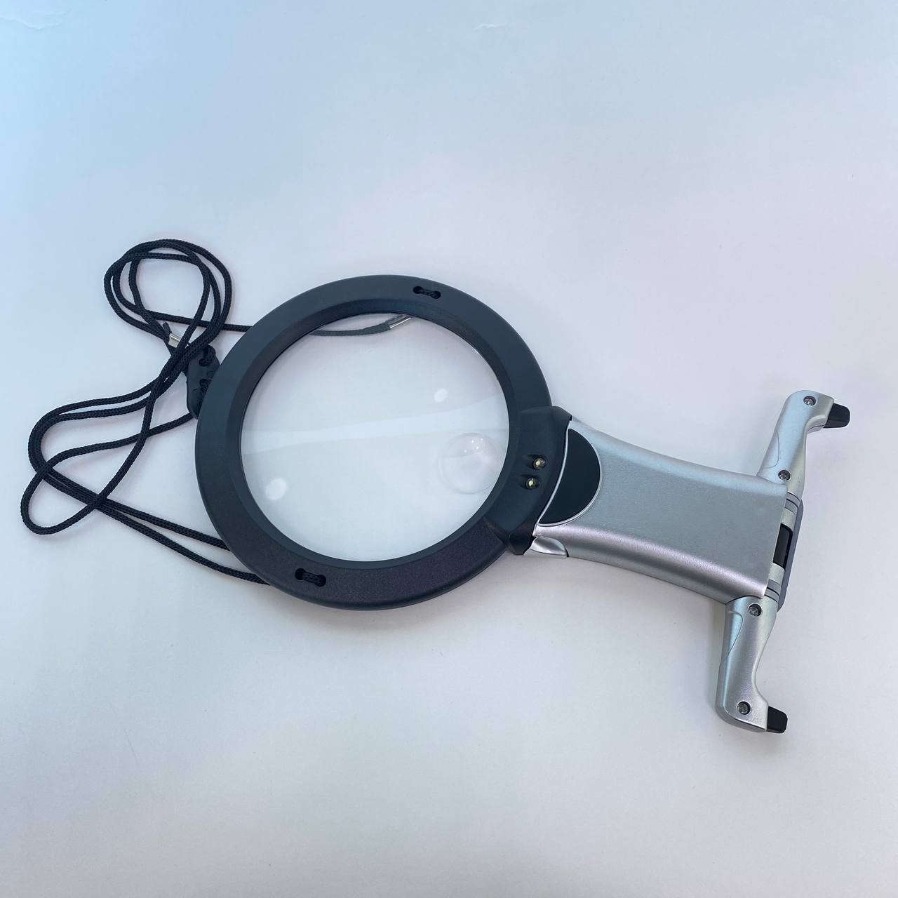 лупа пл.для рукоделия ,биф.MG11B-1(107*195(х2?x6) 