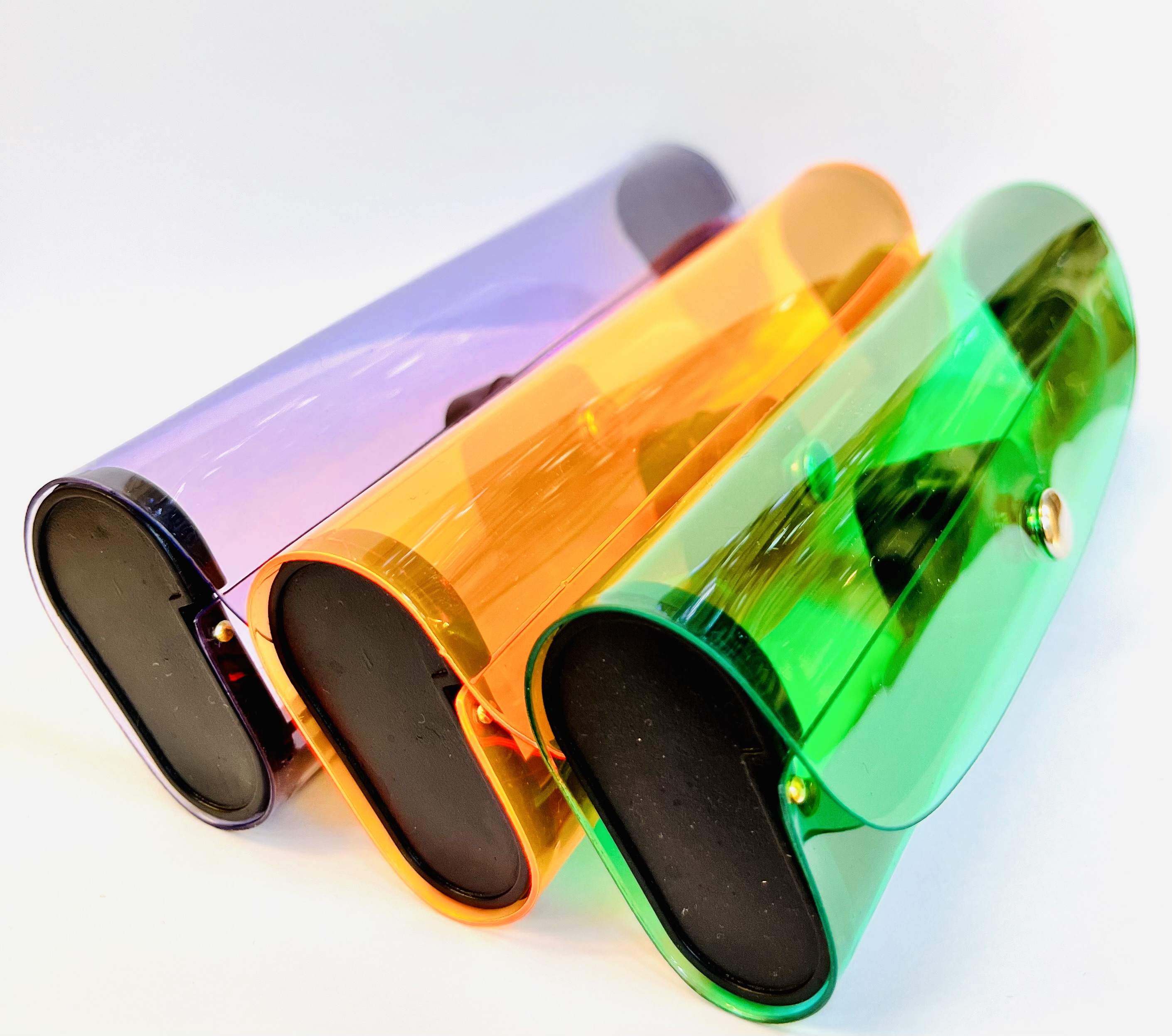 футляр в ассортименте прозрач.